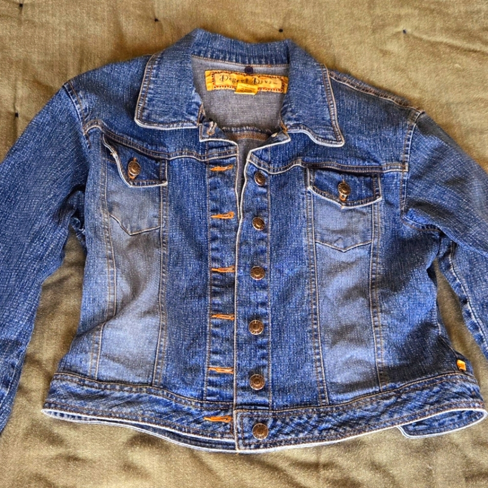 Jean Jacket for Women-Cute and Cropped!